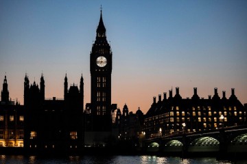 big ben. dark, time is ticking to be sustainable conference centres