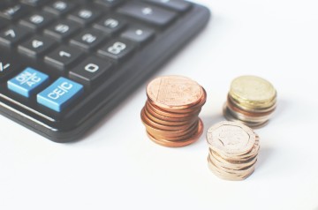 budget for conference centre, coins, calcuatorl