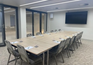 meeting space, boardroom, TV screen